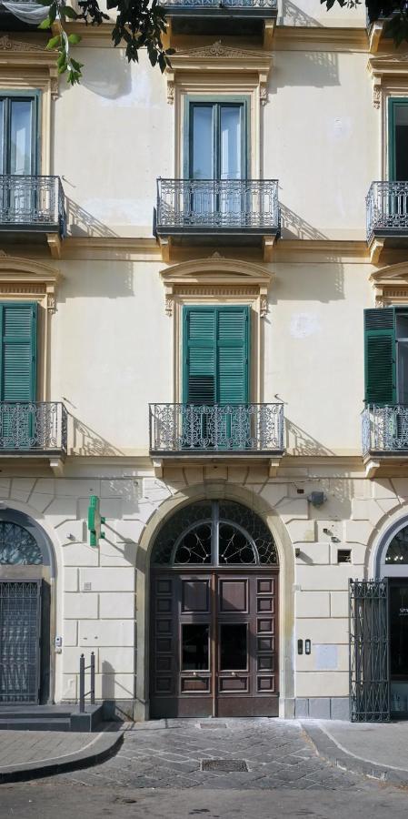 Luciani 33 Luxury Rooms Салерно Екстериор снимка